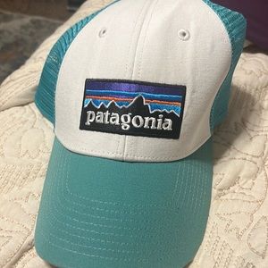 PATAGONIA teal hat